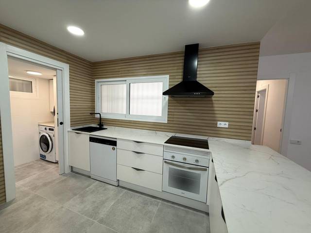 Piso en Alquiler en Benalúa