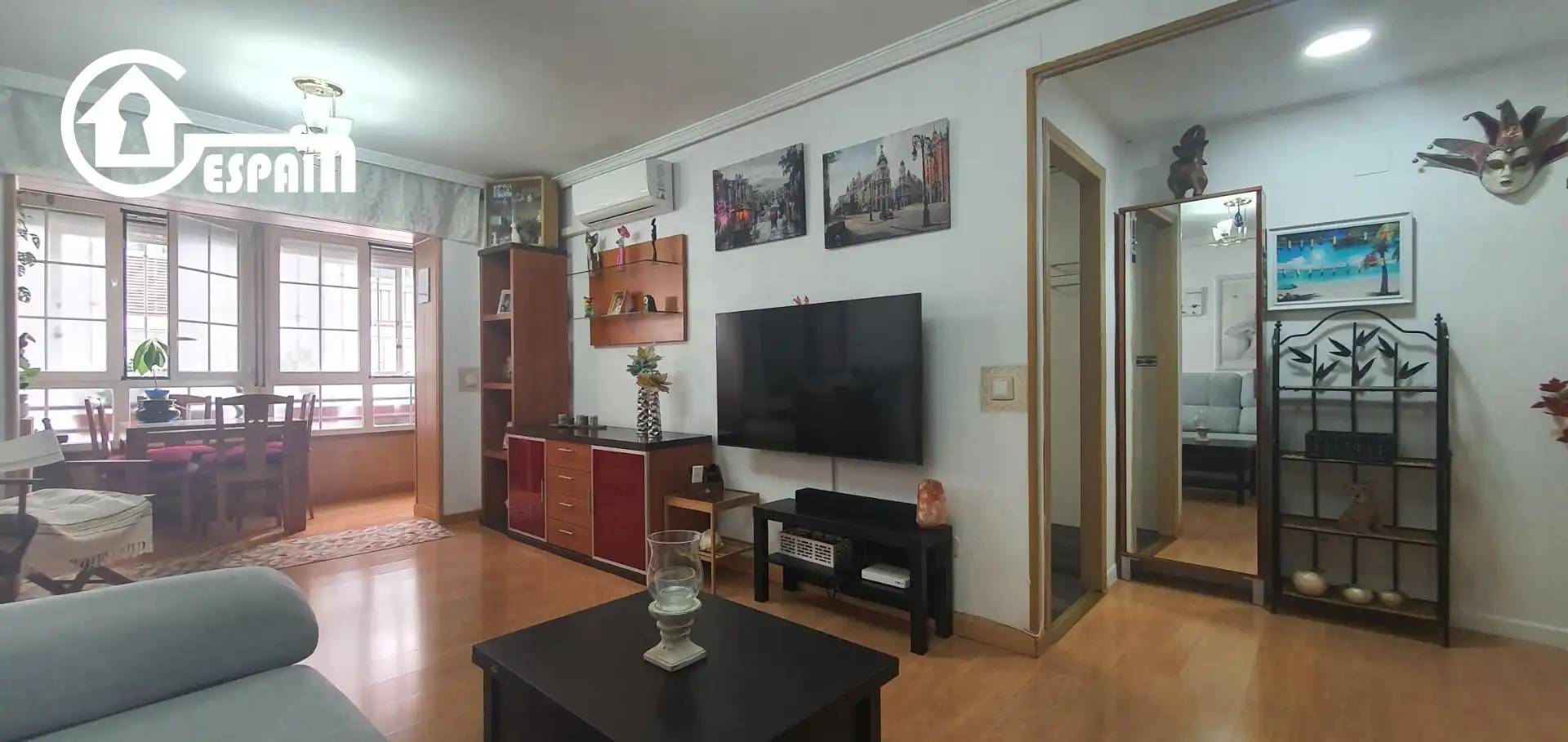 Sala d'estar de Pis en venda en Madrid amb Aire condicionat, Calefacció i Jardí privat
