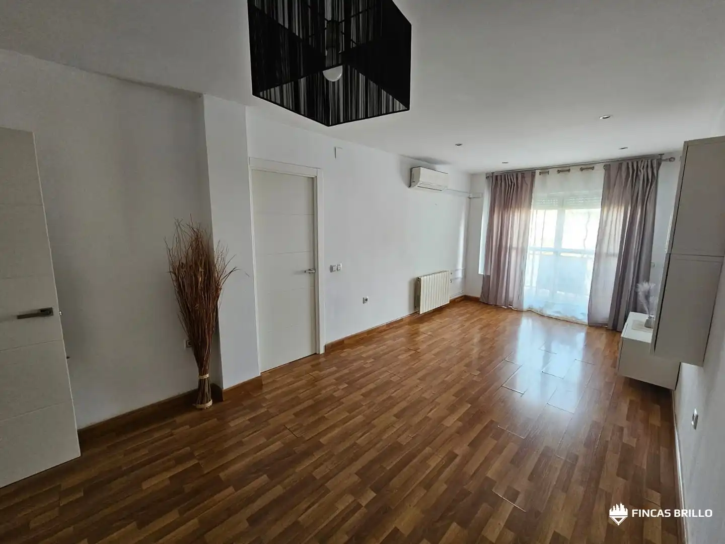 Wohnzimmer von Wohnung zur Miete in Cáceres Capital mit Klimaanlage, Heizung und Terrasse