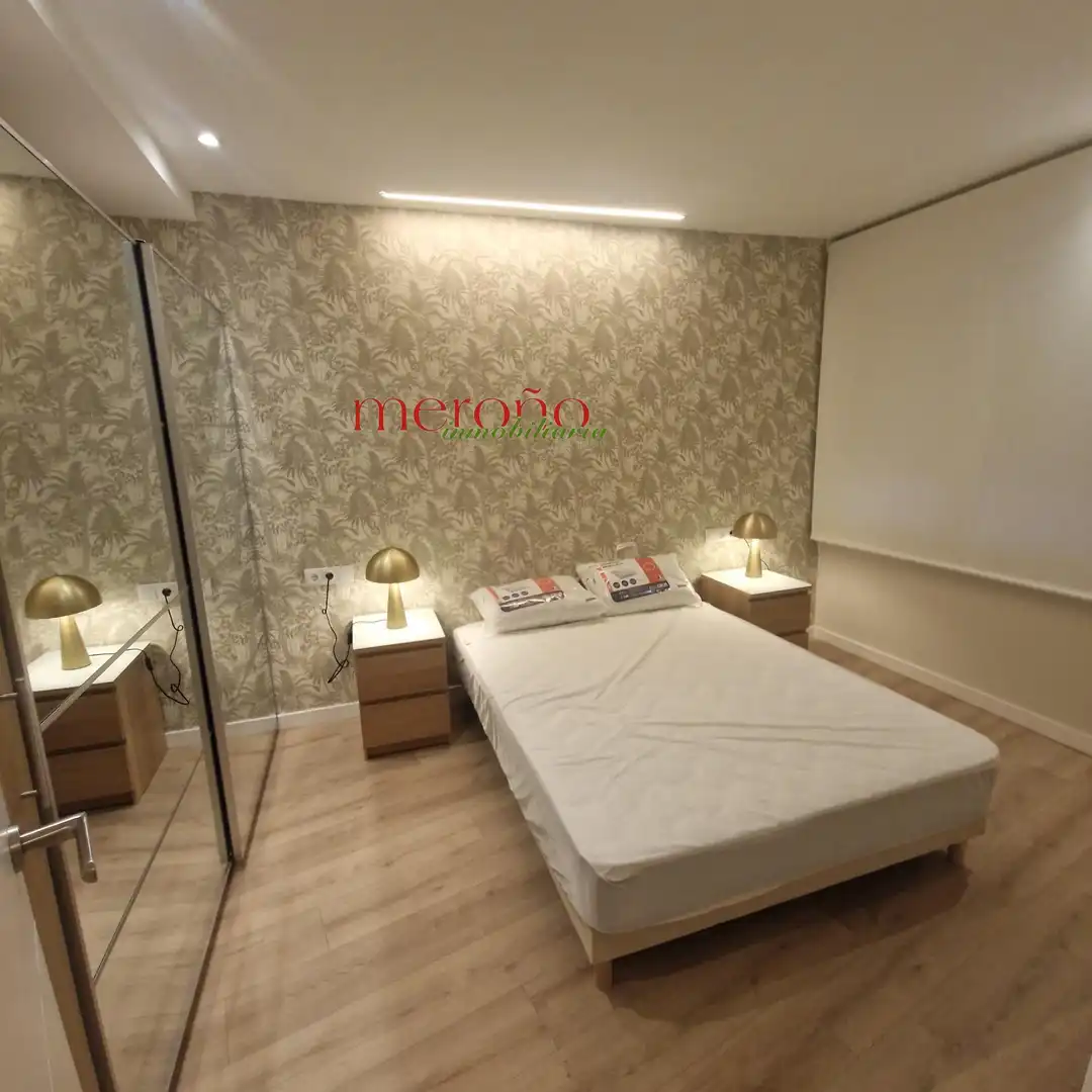 Habitación de Piso de alquiler en Elche / Elx con Aire acondicionado, Calefacción y Amueblado