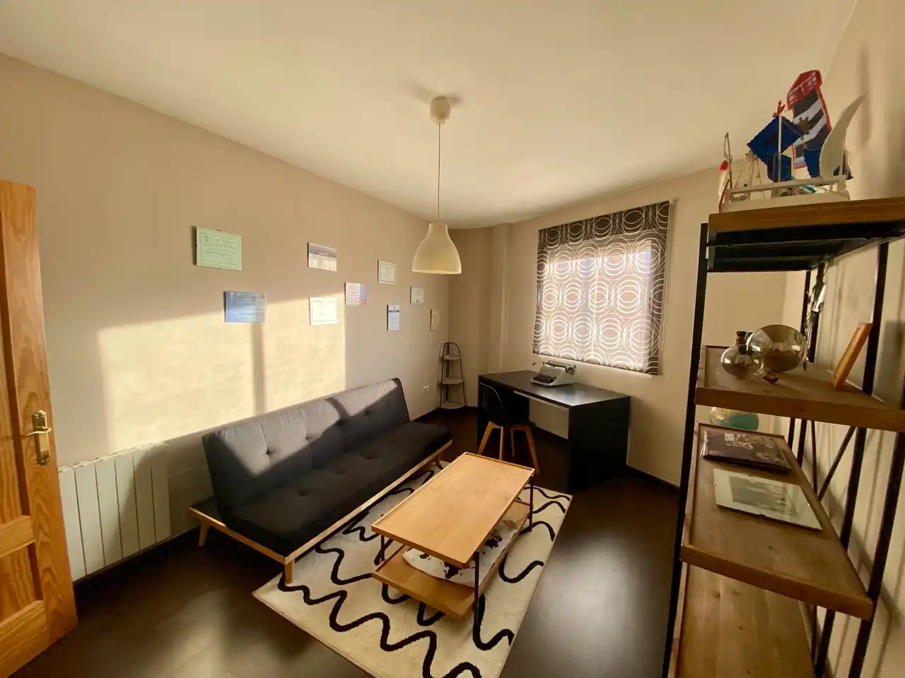 Sala de estar de Casa adosada en venta en Carrión de Calatrava con Aire acondicionado, Calefacción y Amueblado