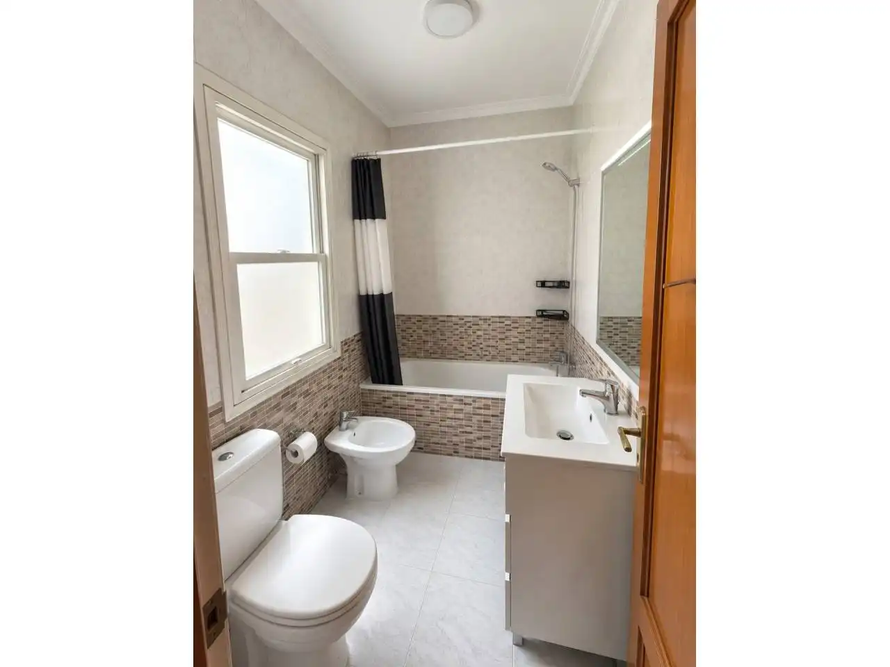 Flat for rent in Avenida Aeropuerto, Lavadores