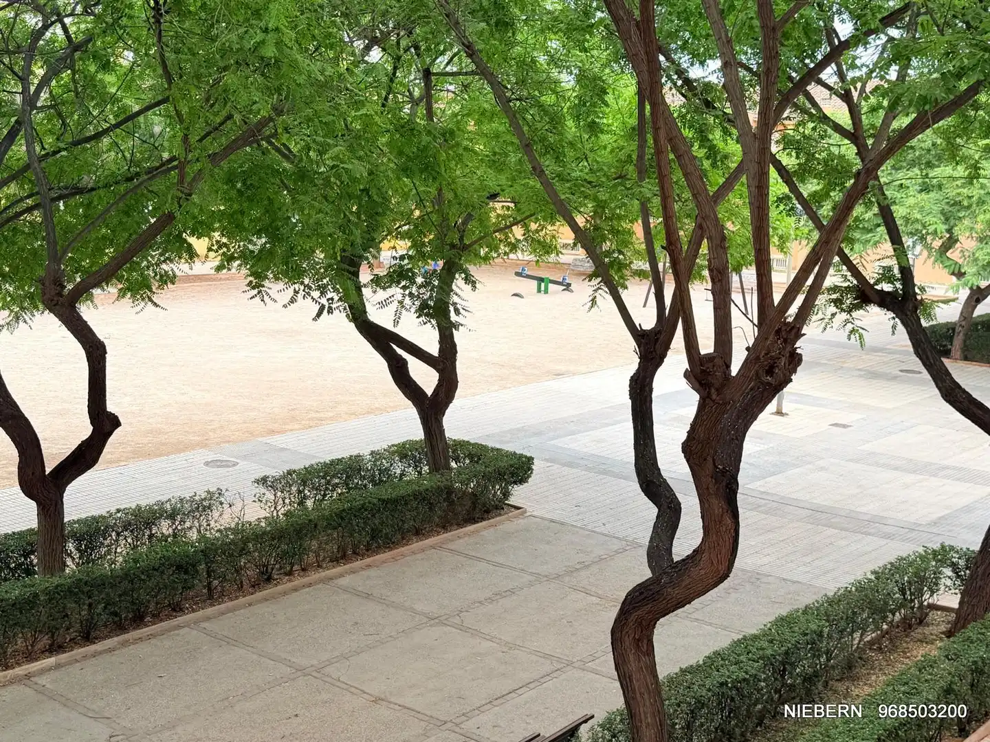 Flat with terrace to rent in Avenida de Venecia, imagen 66