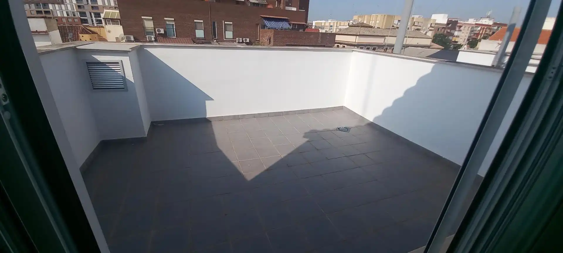 Terrace of Detached homes for rent in Quart de Poblet  with Terrace