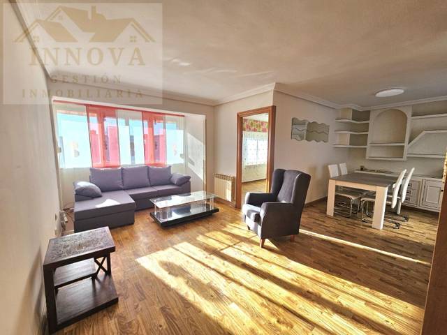 Piso en Alquiler en San Pablo y Santa Marina