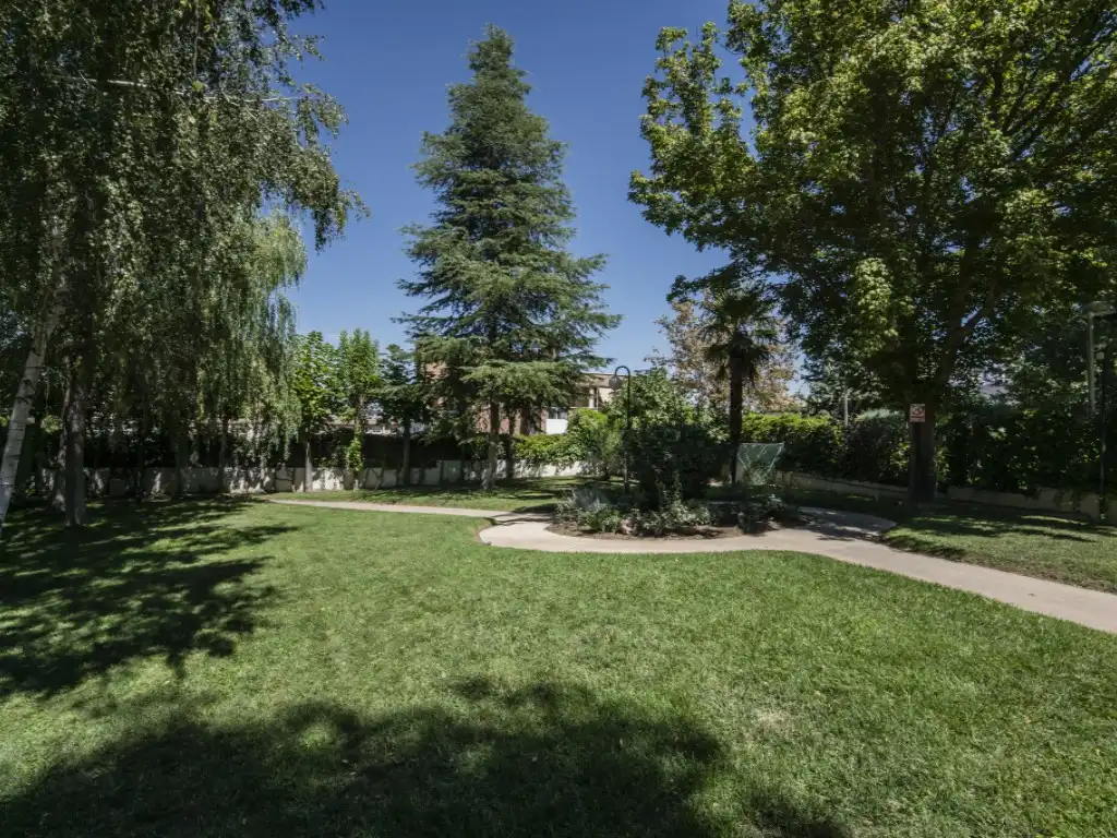 Garten von Wohnung zur Miete in Madrid mit Klimaanlage