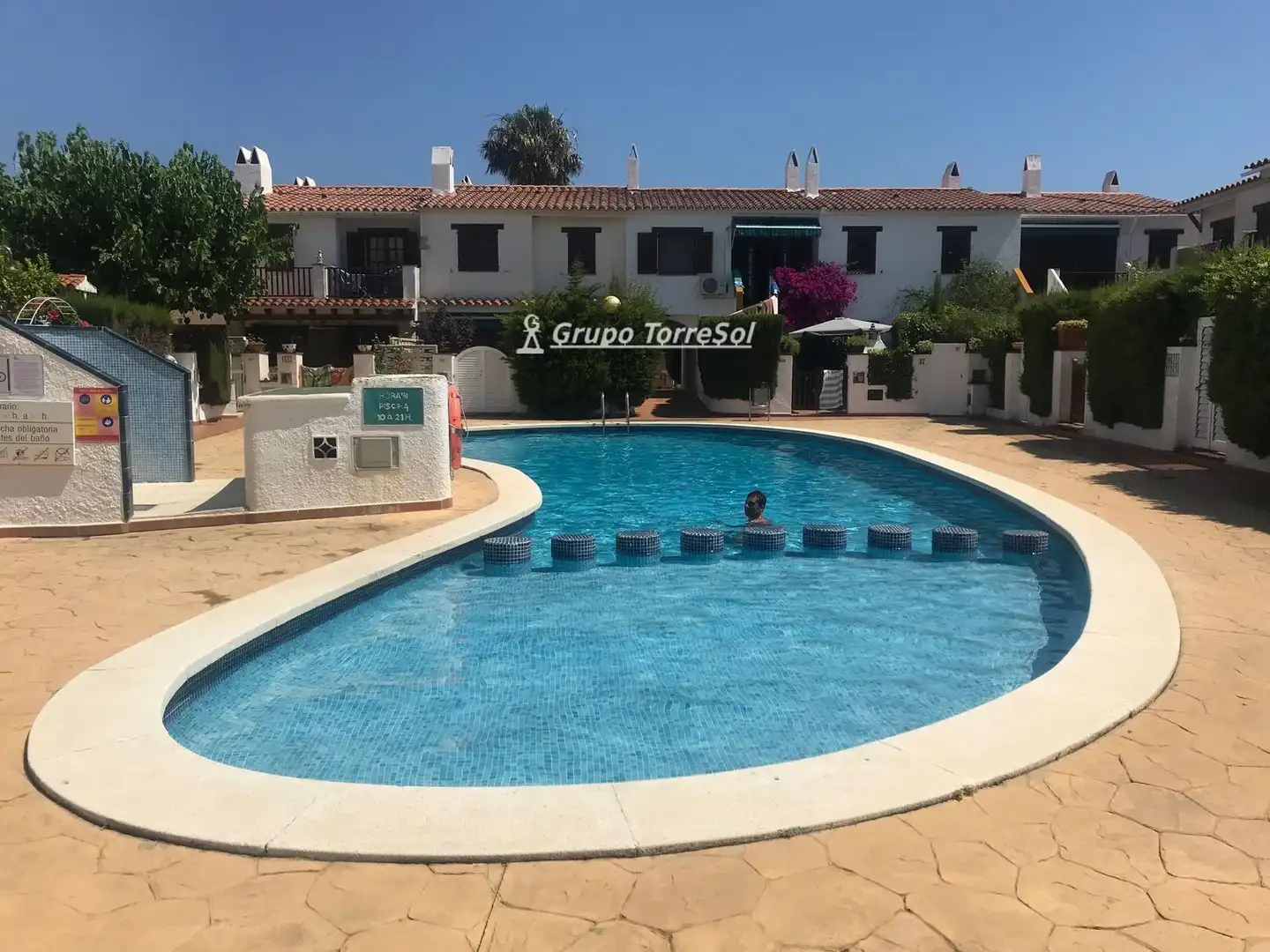 Adossat amb piscina en venda a CALA JUSTELL, imagen 2