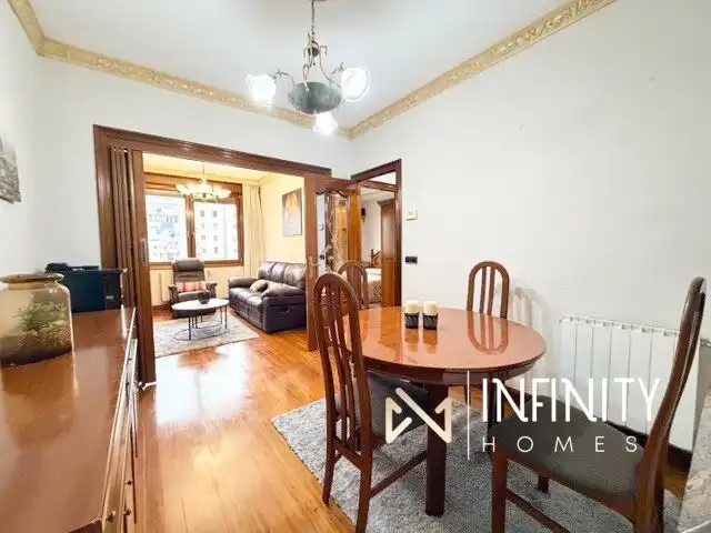 Wohnung mit Aufzug zur Miete in Calle María Díaz de Haro, imagen 5