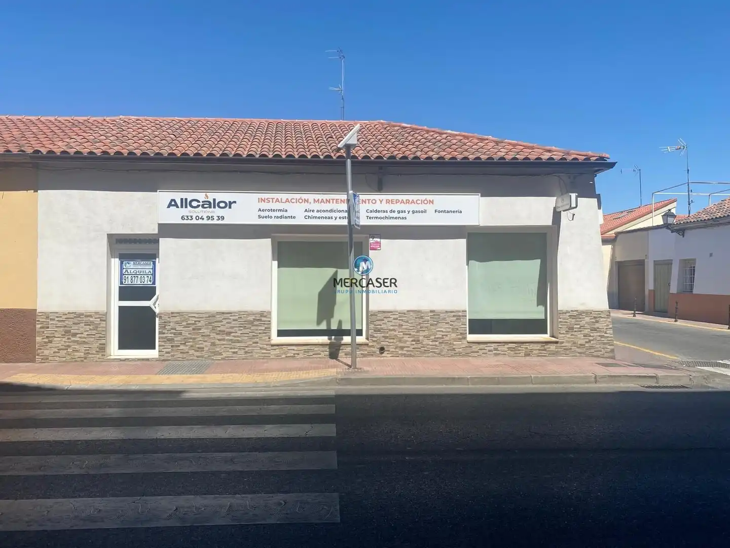 Local comercial de lloguer a Plaza de Luis de Antezana, imagen 2