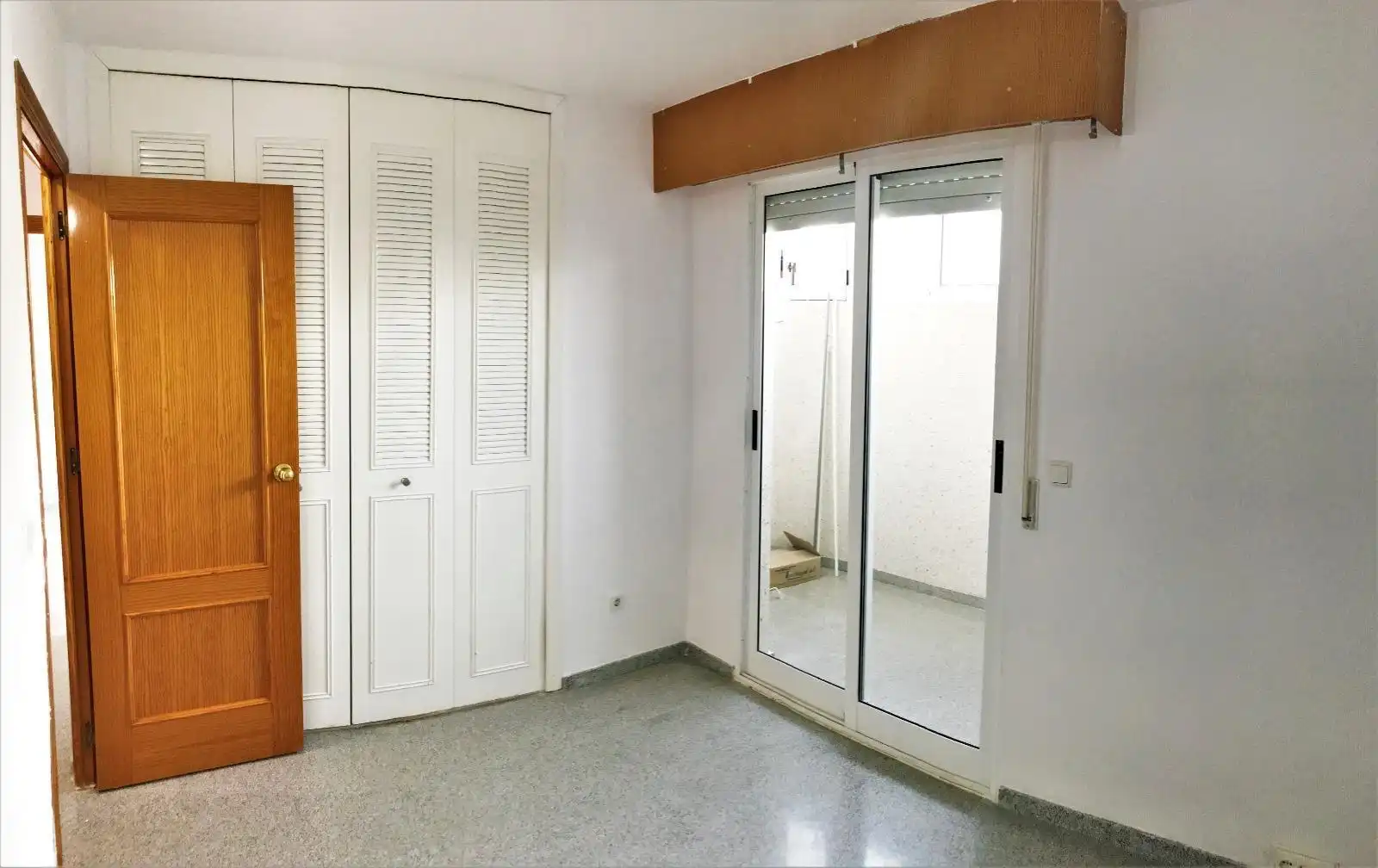 Bedroom of Apartments for rent in El Campello  with Private garden, Balcony and Community pool