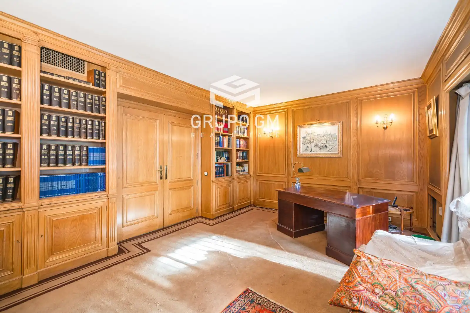 Flat for sale in Madrid  with Air Conditioner and Heating