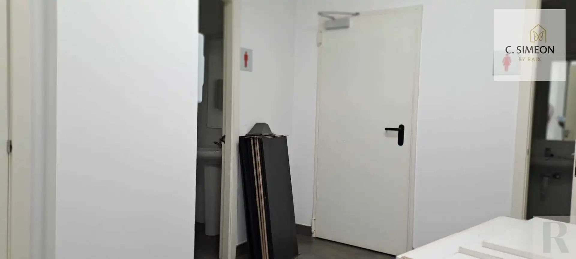 Habitación de Local en venta en Azuqueca de Henares