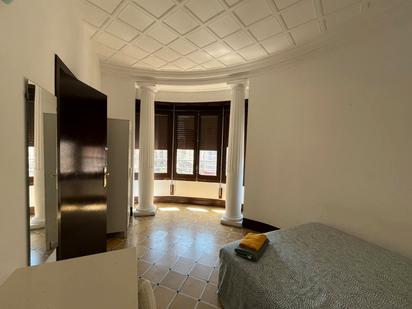 Bedroom of Flat to share in  Barcelona Capital  with Heating, Furnished and Washing machine