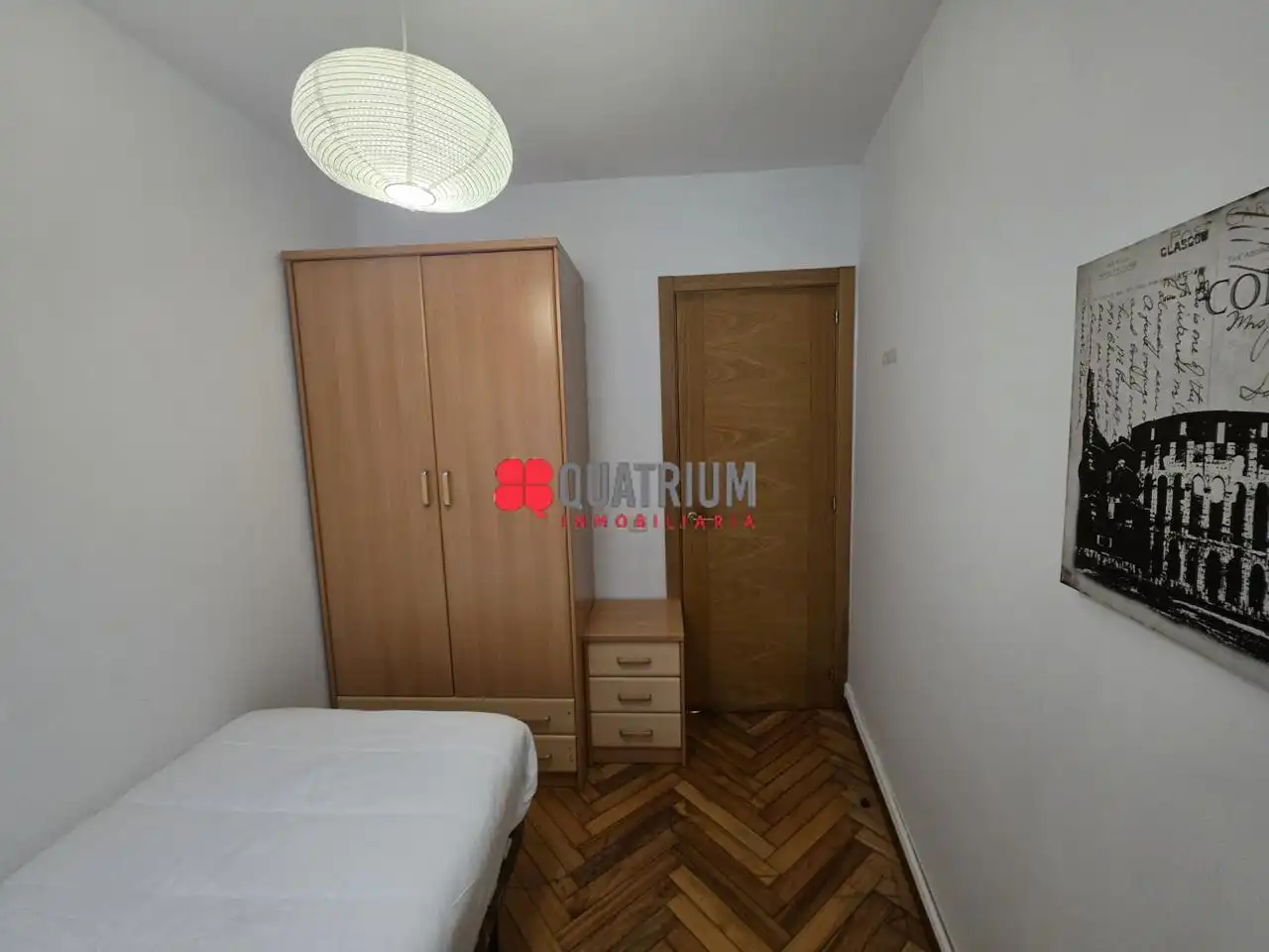 Flat for rent in Avenida de Rosalía de Castro, Ensanche - Sar