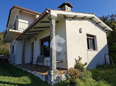 Casa con jardín en venta en A Guarda