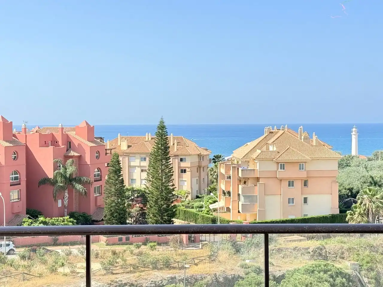 Vista exterior de Ático en venta en Torrox con Aire acondicionado, Calefacción y Trastero