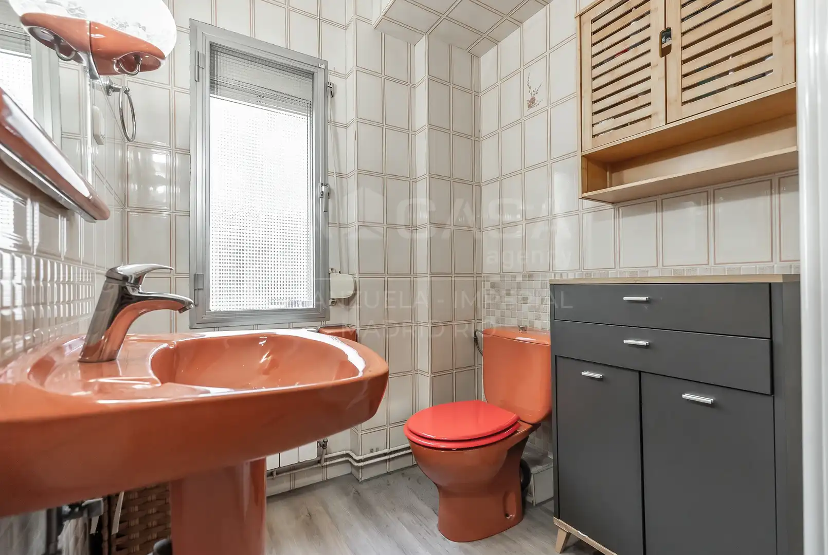 Bathroom of Flat for sale in Arganzuela