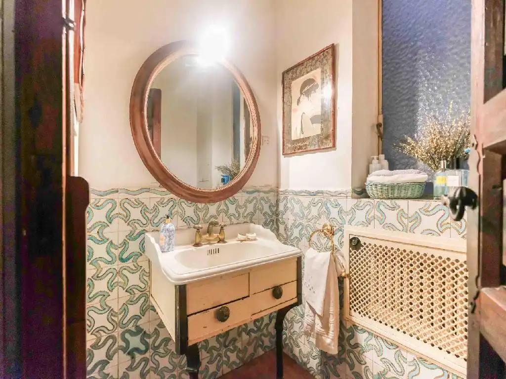 Bathroom of Buildings for sale in Salamanca