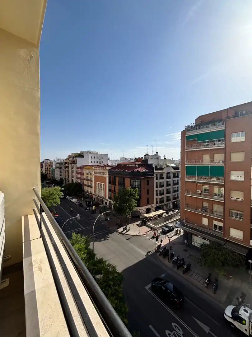 Exterior view of Flat for rent in Madrid  with Air Conditioner, Heating and Furnished