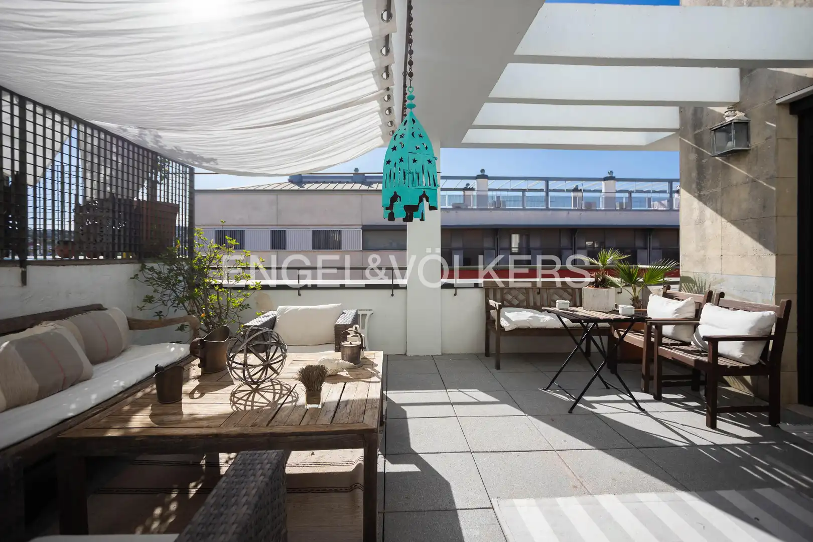 Terraza de Ático en venta en Camas con Aire acondicionado, Calefacción y Jardín privado