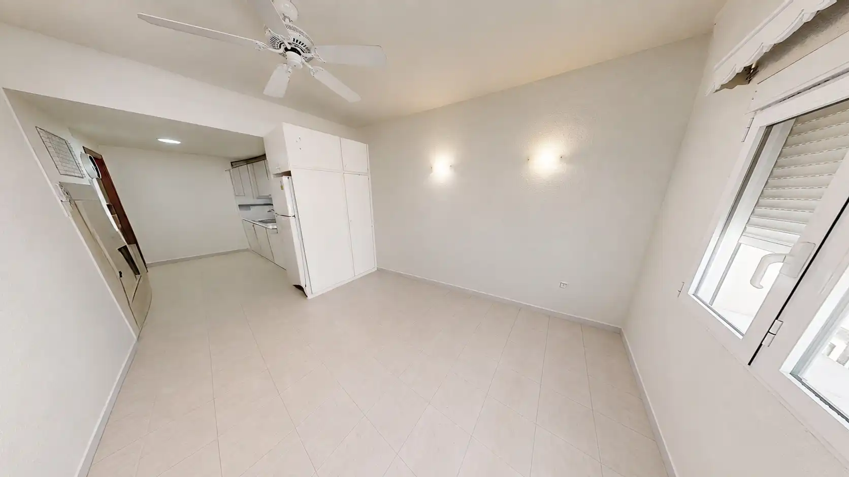 Piso en venta en Alicante / Alacant con Aire acondicionado, Amueblado y Horno