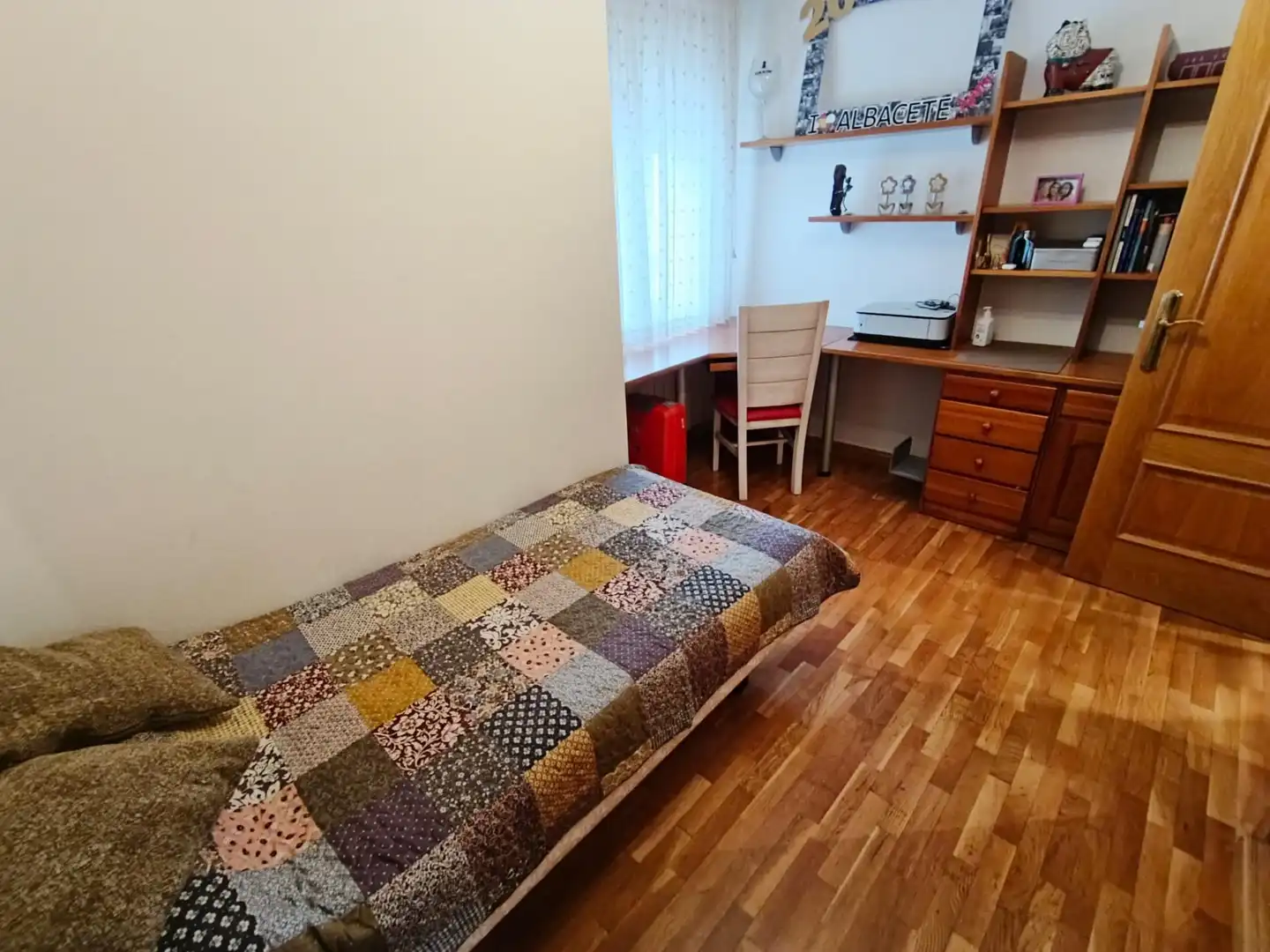 Bedroom of Flat for rent in Albacete  with Air Conditioner, Heating and Parquet flooring