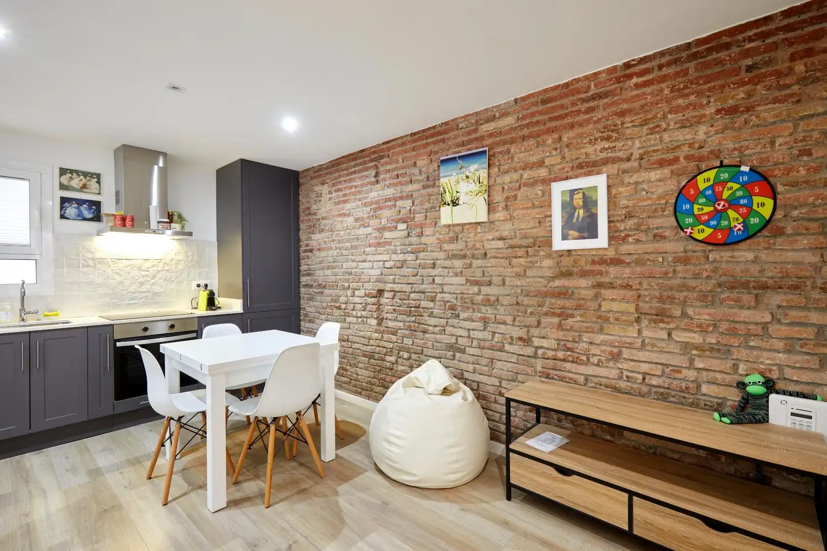 Living room of Flat for sale in Barcelona  with Air Conditioner, Heating and Parquet flooring
