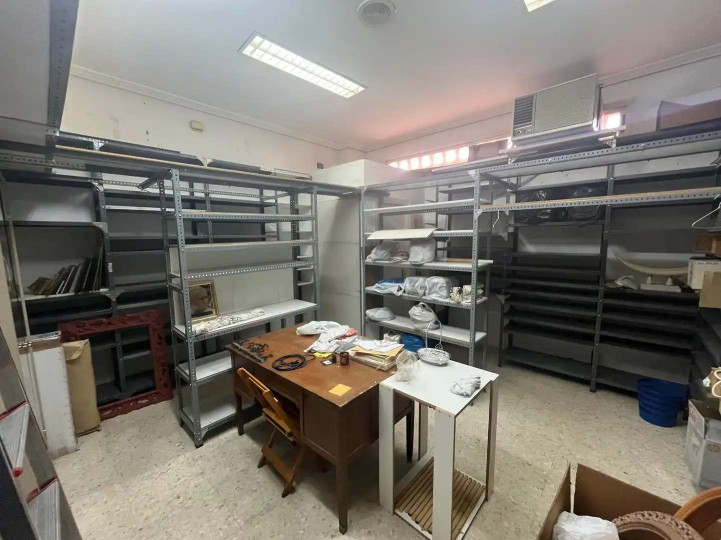 Local en venta en Sevilla con Aire acondicionado y Amueblado