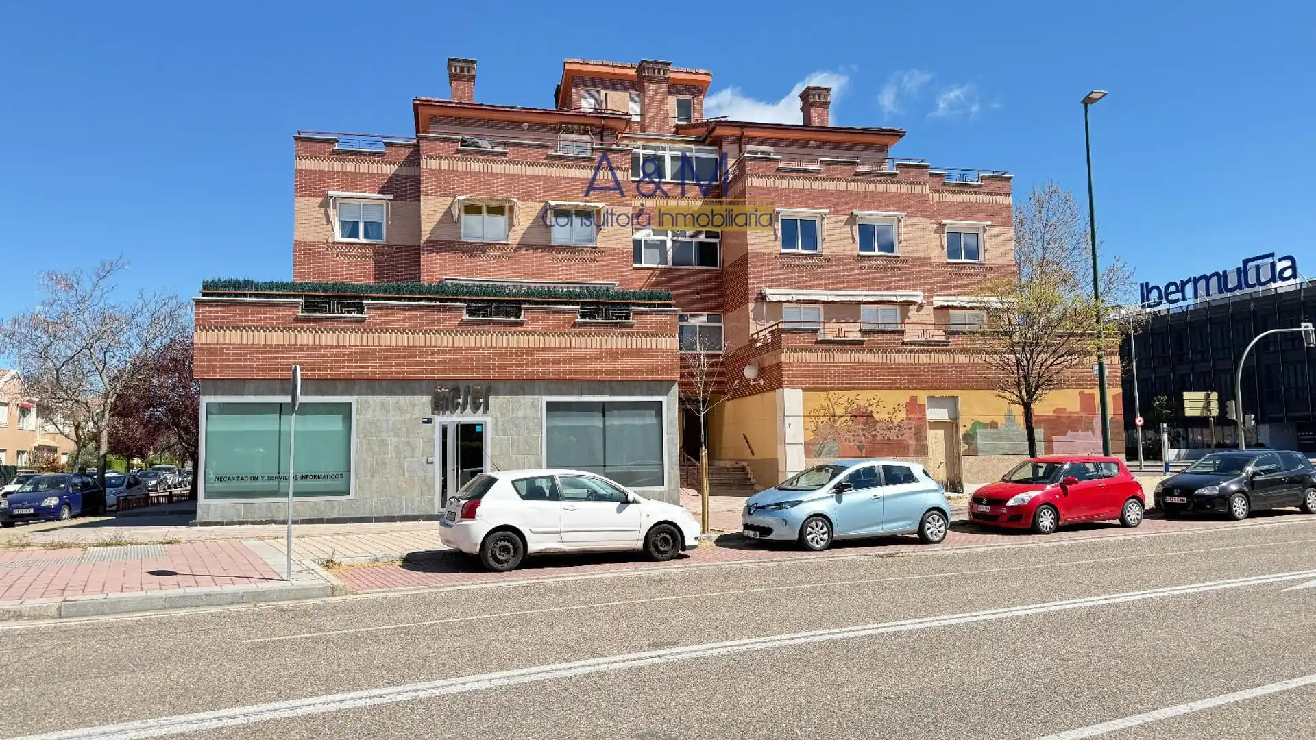 Flat for sale in Vega Sicilia, Parque Alameda - Paula López