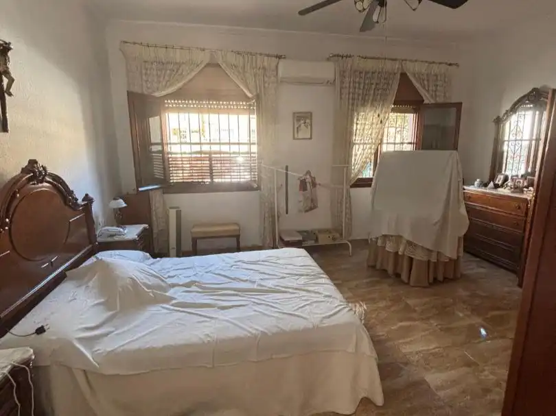 Dormitori de Casa o xalet en venda en Almería