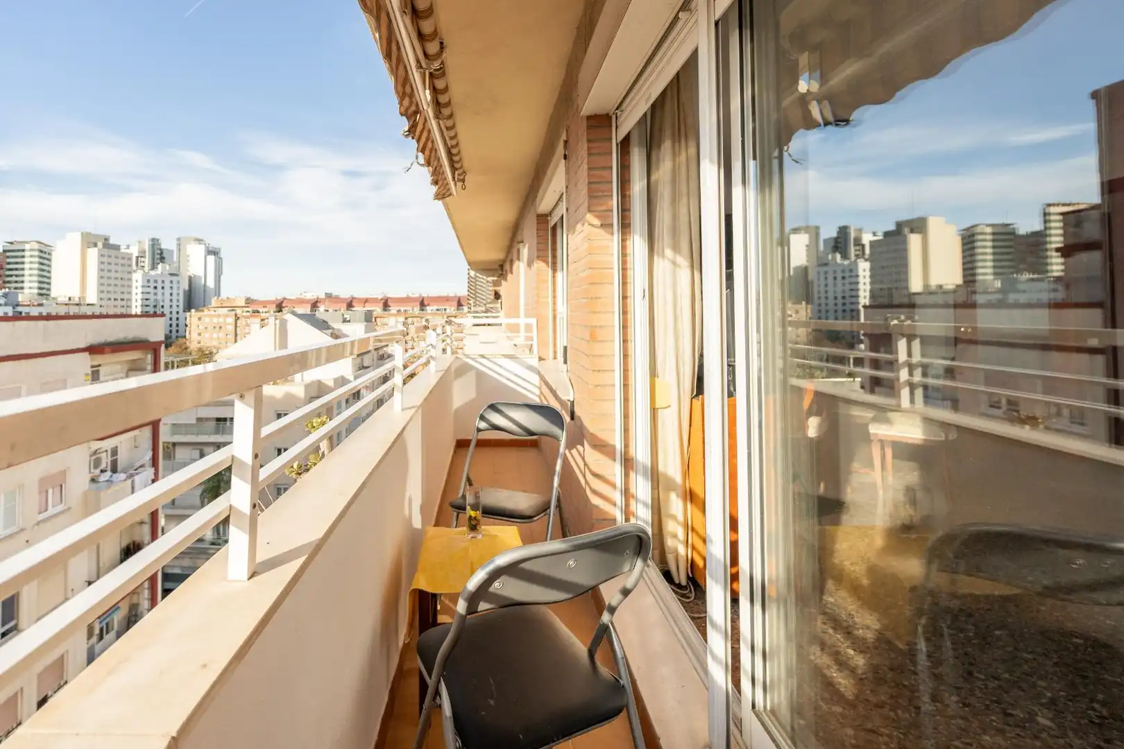 Terraza de Piso de alquiler en Valencia con Aire acondicionado, Calefacción y Amueblado