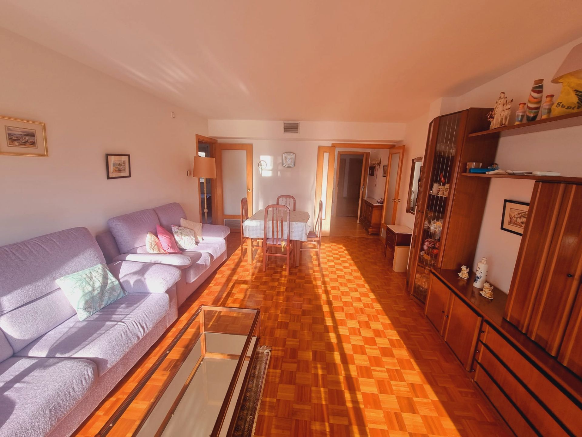 Sala de estar de Piso en venta en Salou con Aire acondicionado, Calefacción y Parquet
