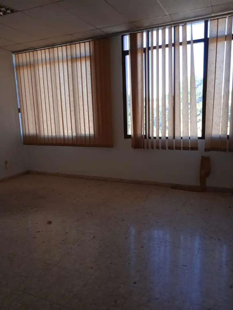 Industrial building to rent in Fuente del Jarro, imagen 25