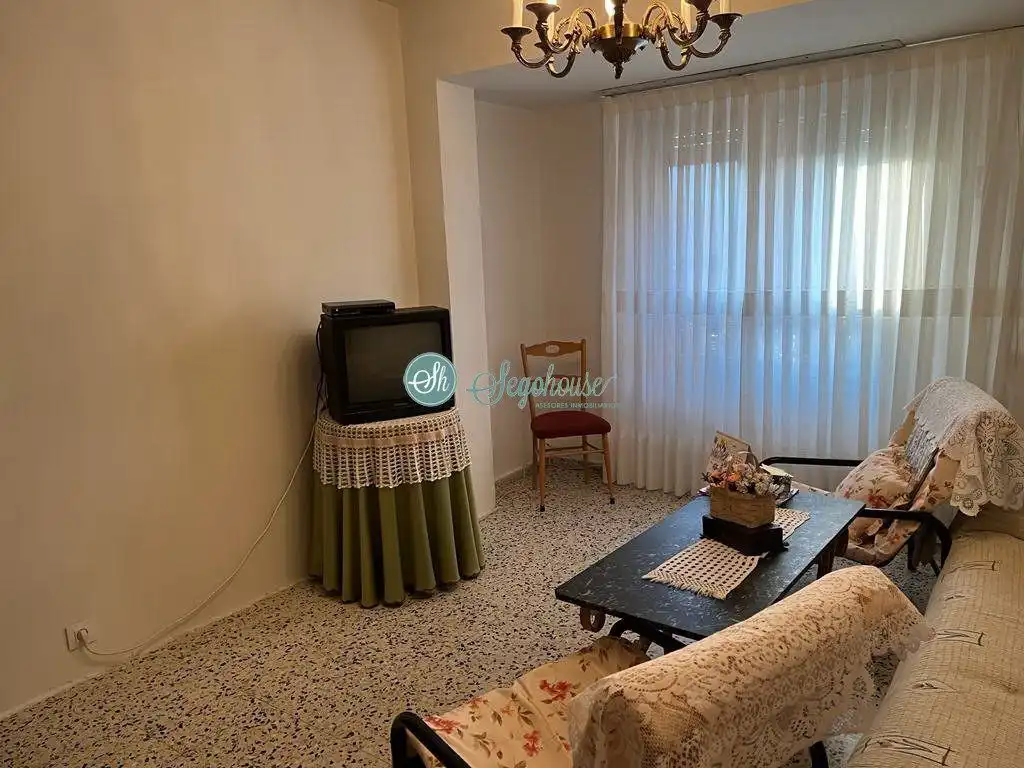 Sala de estar de Piso en venta en Segovia con Calefacción y Trastero