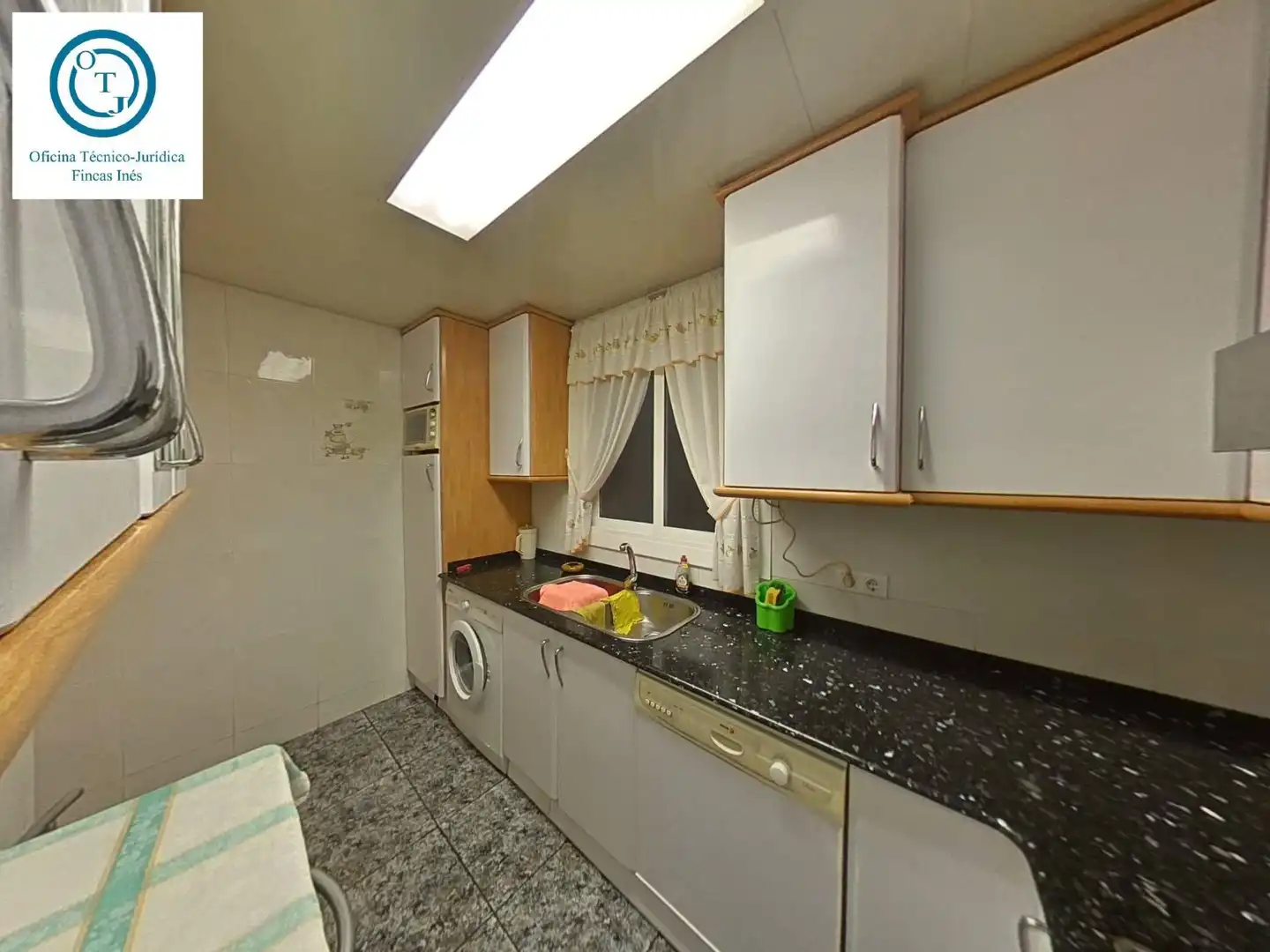 Kitchen of Flat for rent in Mollet del Vallès  with Air Conditioner, Heating and Parquet flooring
