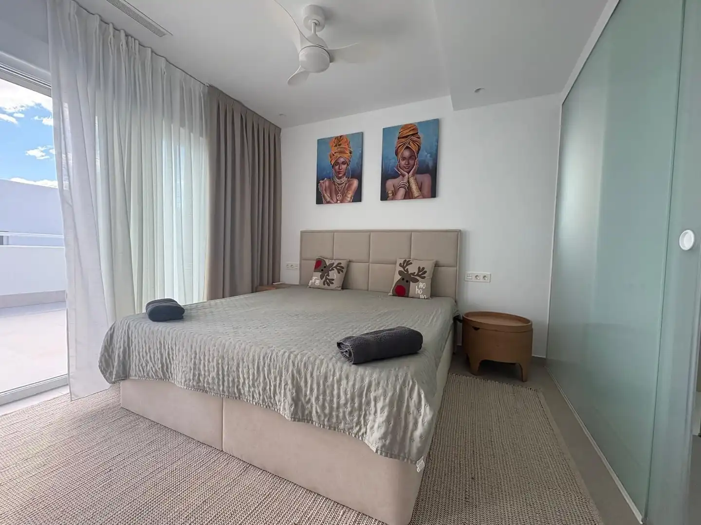 Habitación de Casa o chalet en venta en Pilar de la Horadada con Aire acondicionado, Calefacción y Jardín privado
