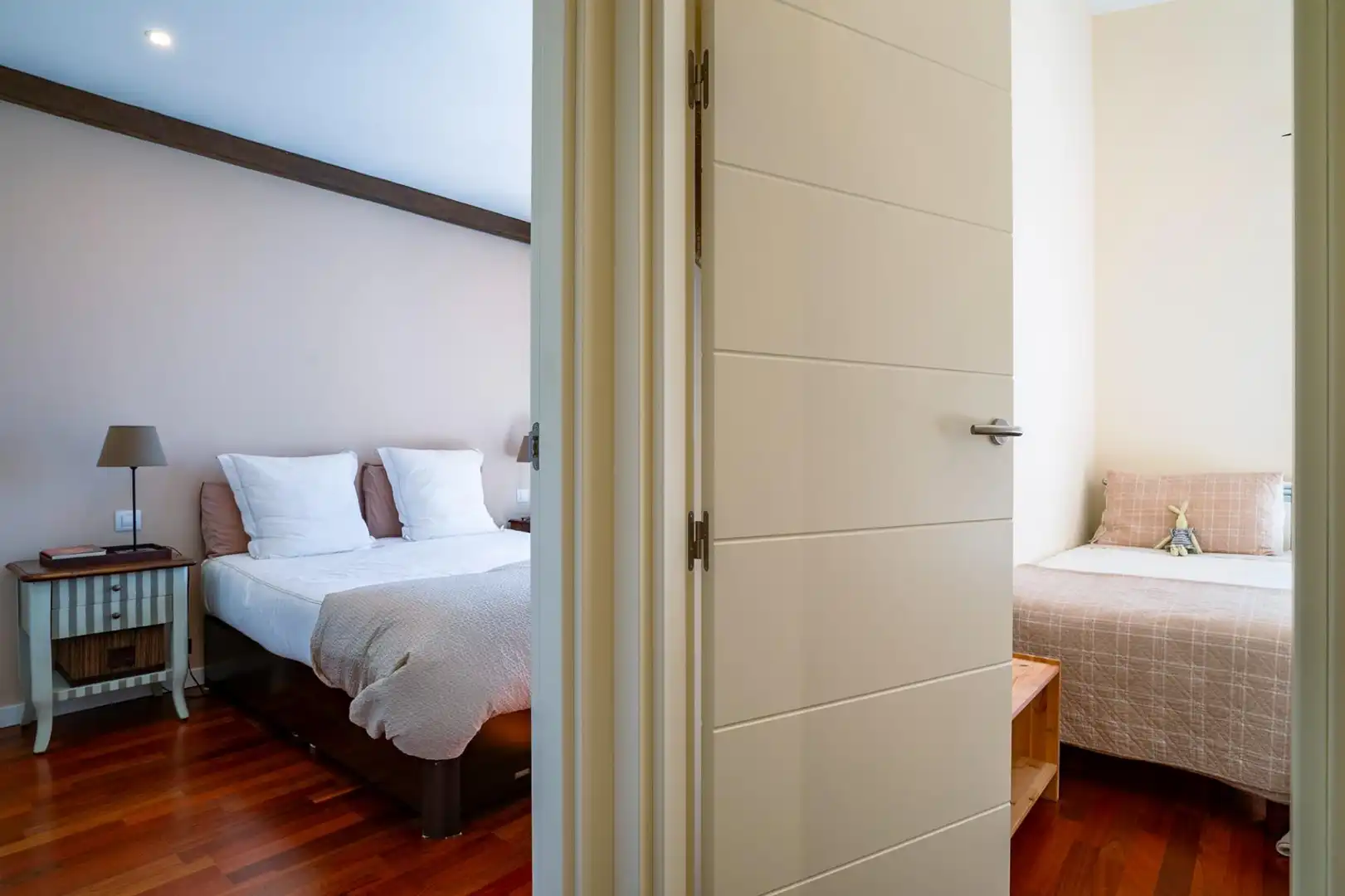 Habitación de Dúplex en venta en Sabiñánigo con Calefacción, Terraza y Trastero