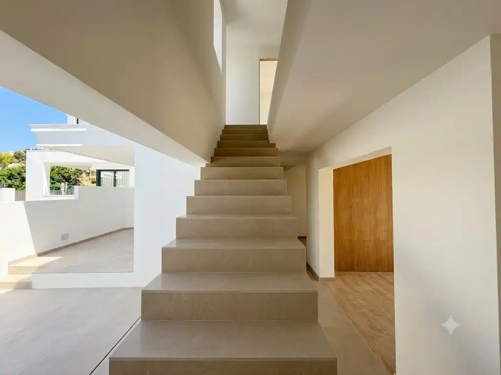 Casa o chalet en venta en Nerja con Aire acondicionado, Jardín privado y Piscina