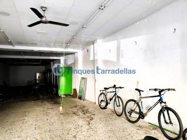 Locale commerciale in affitto a Els Pins