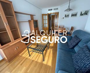 Living room of Flat to rent in  Madrid Capital  with Air Conditioner and Swimming Pool