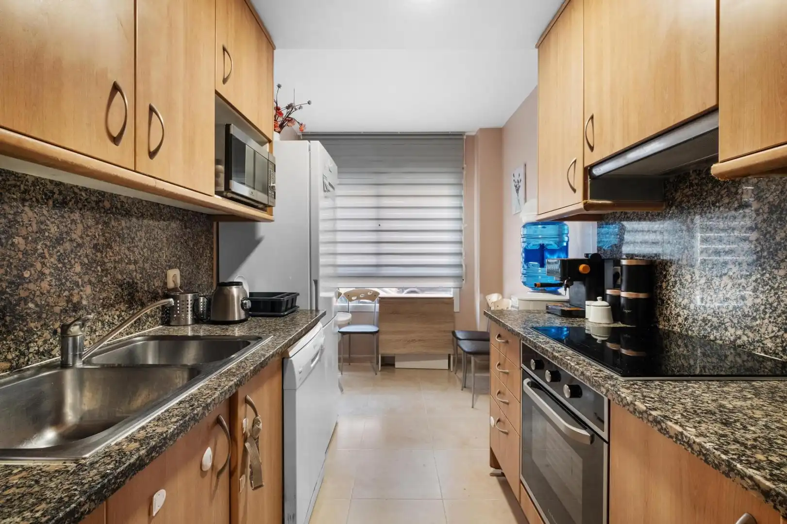 Kitchen of Apartments for sale in Girona