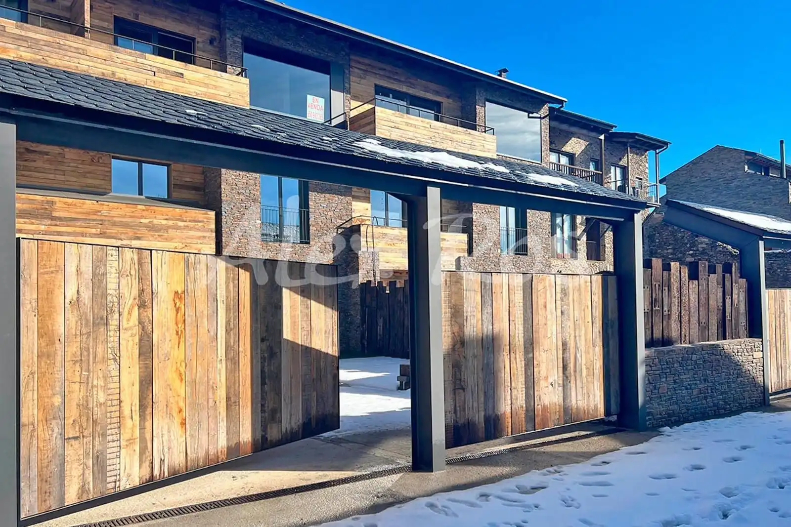 Vista exterior de Casa o chalet en venta en Llívia con Calefacción, Jardín privado y Parquet