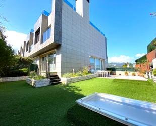 Jardí de Casa o xalet en venda en Castro-Urdiales amb Calefacció, Jardí privat i Parquet