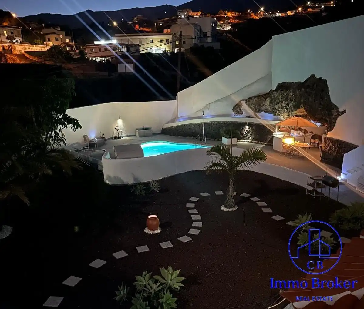 Piscina de Casa o chalet en venta en Candelaria con Calefacción y Jardín privado