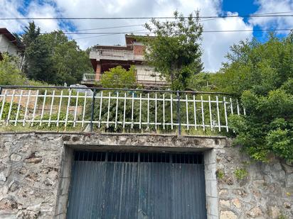 Vista exterior de Casa o xalet en venda en Casillas amb Terrassa i Balcó