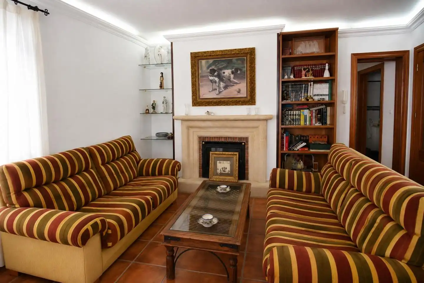 Sala de estar de Casa o chalet en venta en Alcazarén con Calefacción, Jardín privado y Trastero