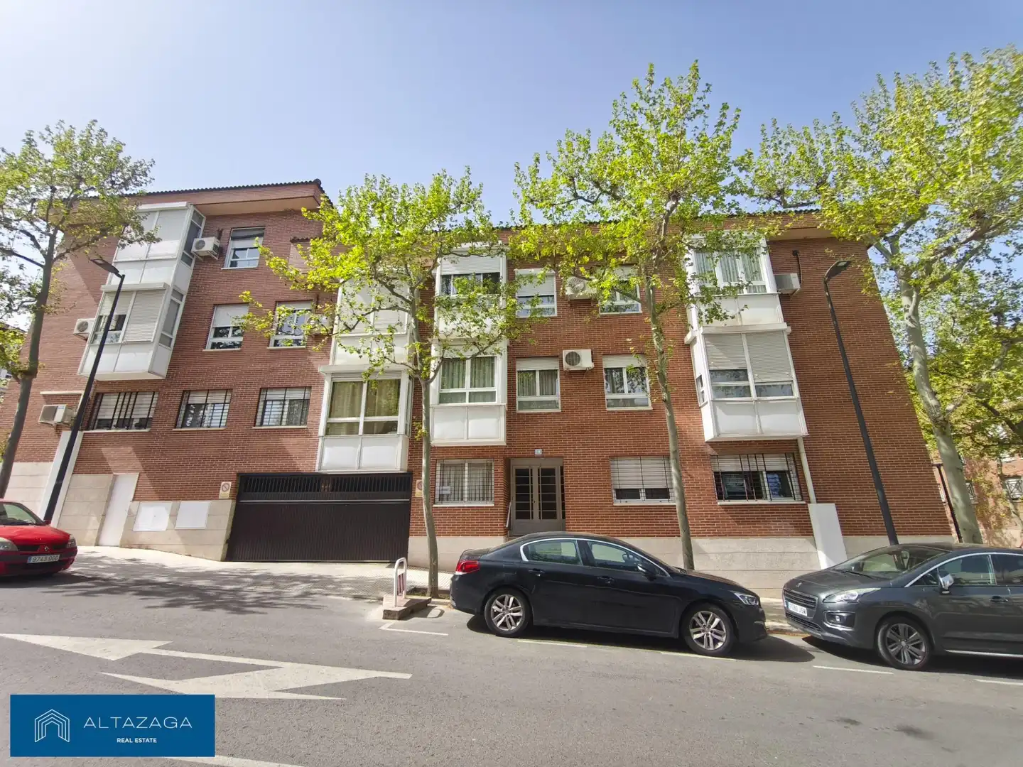 Exterior view of Flat for sale in San Sebastián de los Reyes  with Air Conditioner, Heating and Storage room