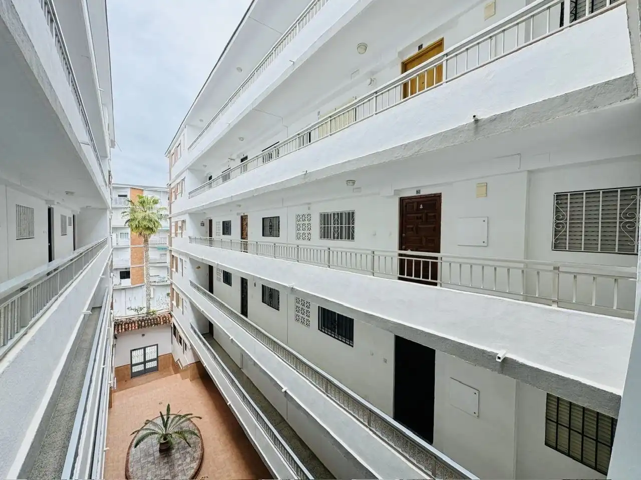 Vista exterior de Pis en venda en Vélez-Málaga