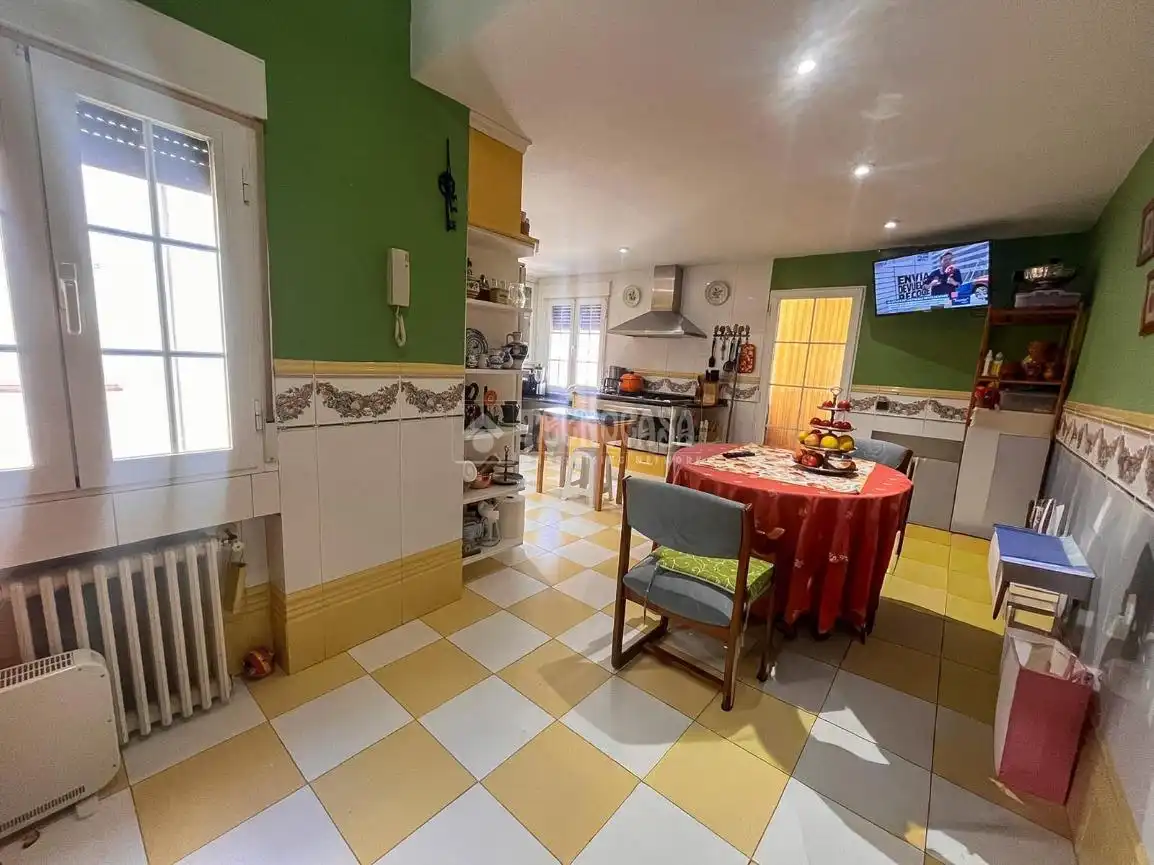 Cocina de Piso en venta en Navalcarnero con Calefacción, Parquet y Terraza