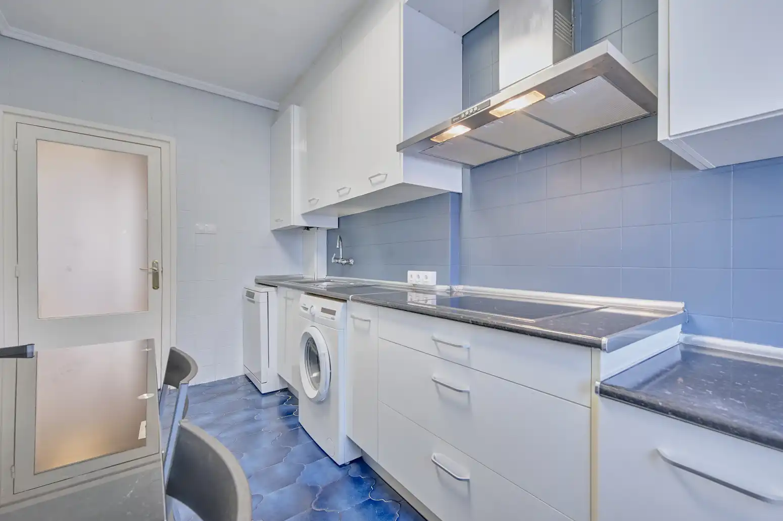 Kitchen of Flat for sale in  Pamplona / Iruña  with Heating and Parquet flooring